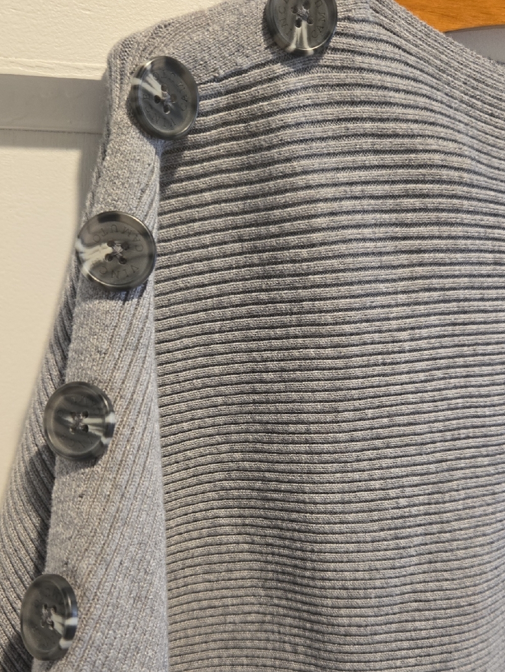 Vince Camuto Light Gray Ribbed Button-Shoulder Sweater - Picture 3 of 8